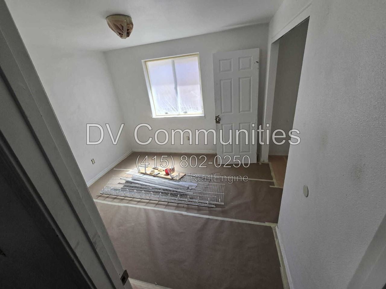 2820 Sw Juniper Ave - Photo 3 of 9