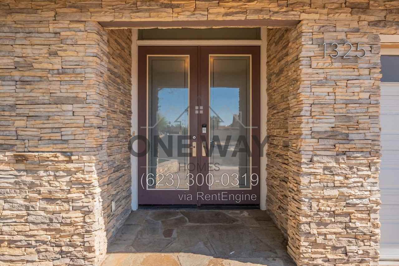 1325 W Lobo Ave - Photo 4 of 50