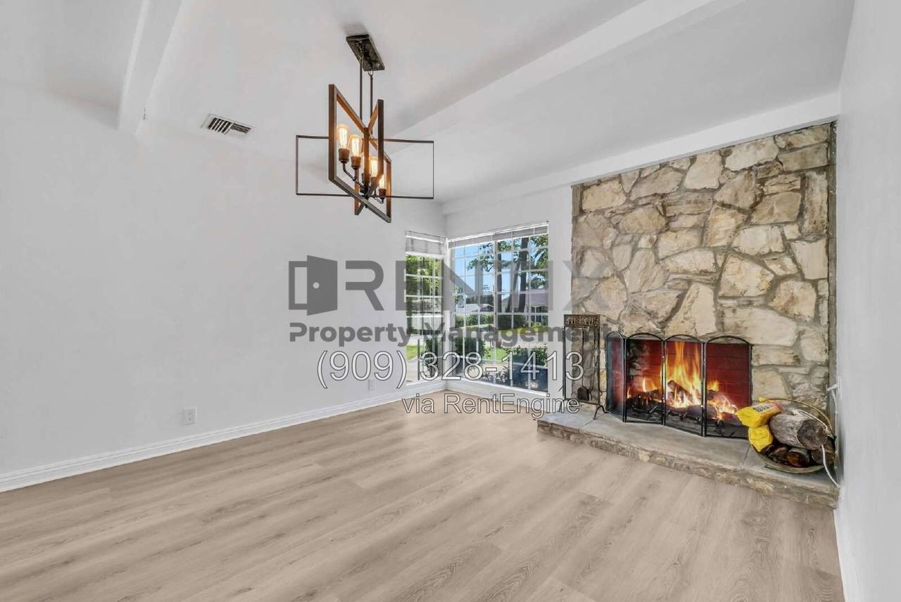 1920 Oakwood Ave - Photo 7 of 30