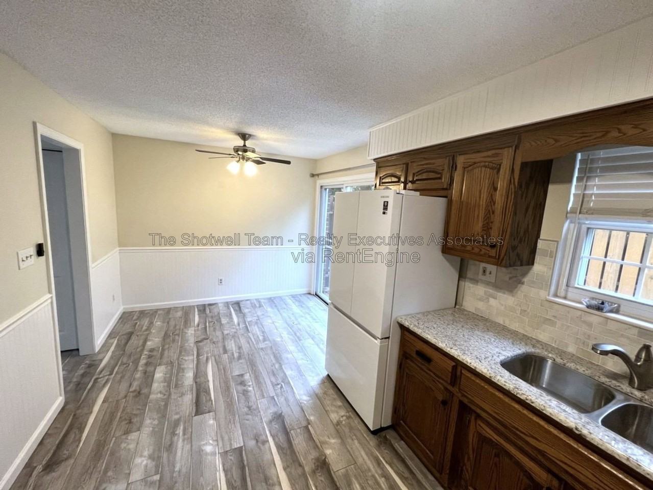 1664 Louisville Rd - Photo 3 of 9