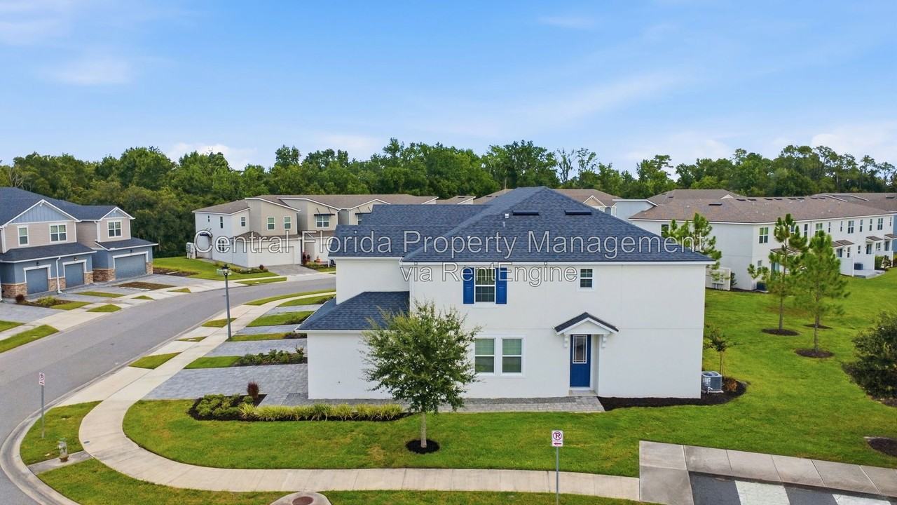 865 Spring Palms Loop #1 - Photo 4 of 35
