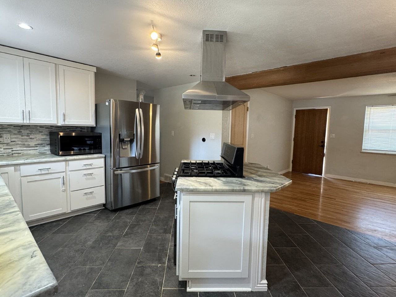 4342 W Quinn Pl - Photo 3 of 38