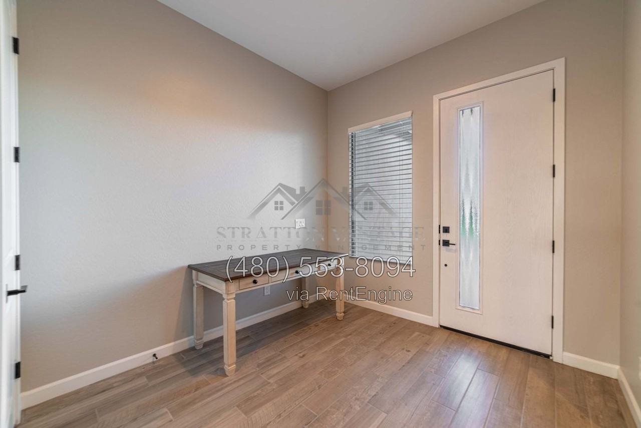 9625 E Solina Ave - Photo 3 of 39