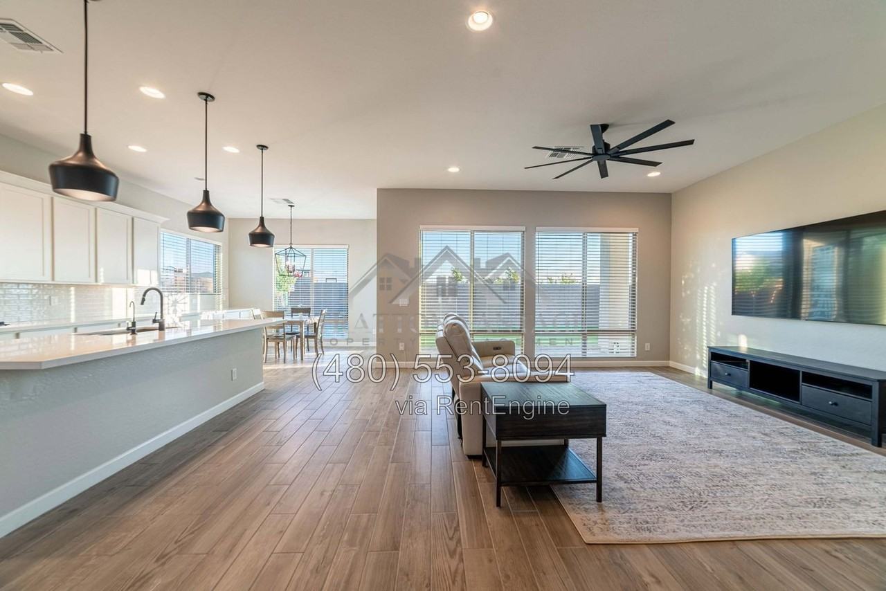 9625 E Solina Ave - Photo 6 of 39