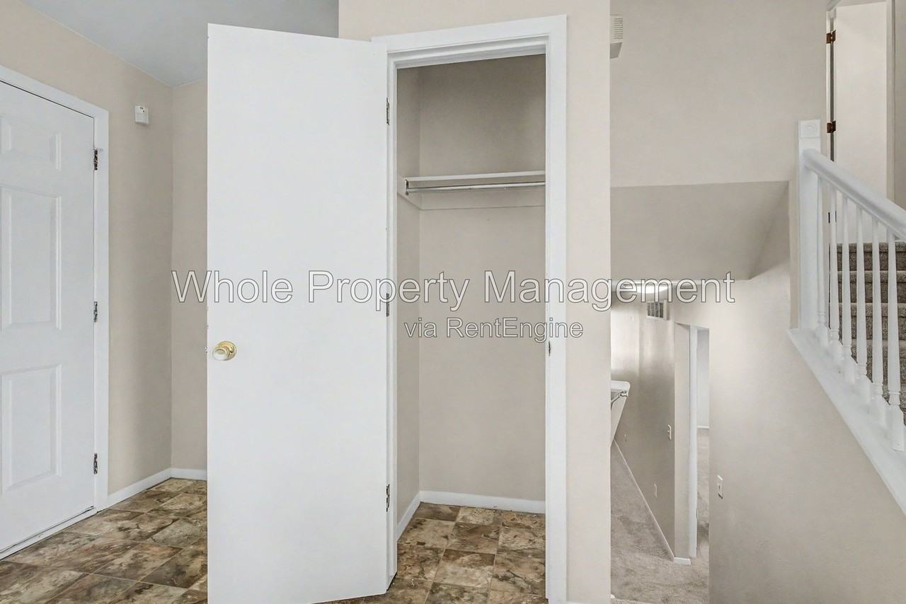 17564 E Grand Ave - Photo 3 of 36