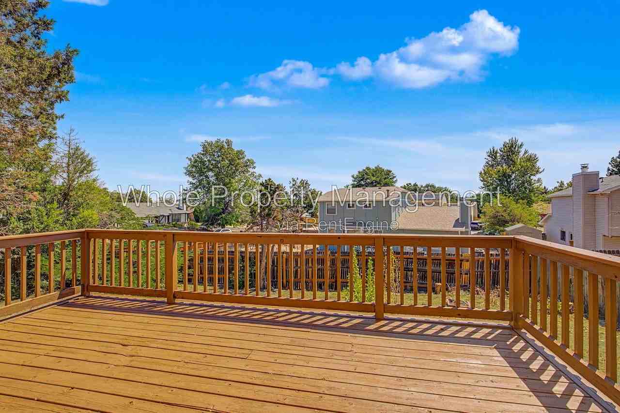 17564 E Grand Ave - Photo 7 of 36