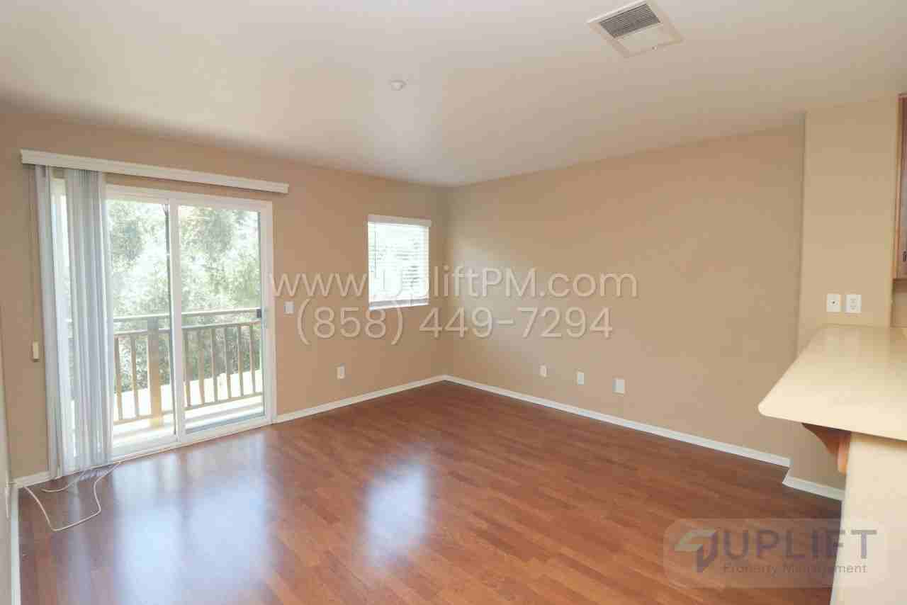 514 62nd St #15 - Photo 2 of 20