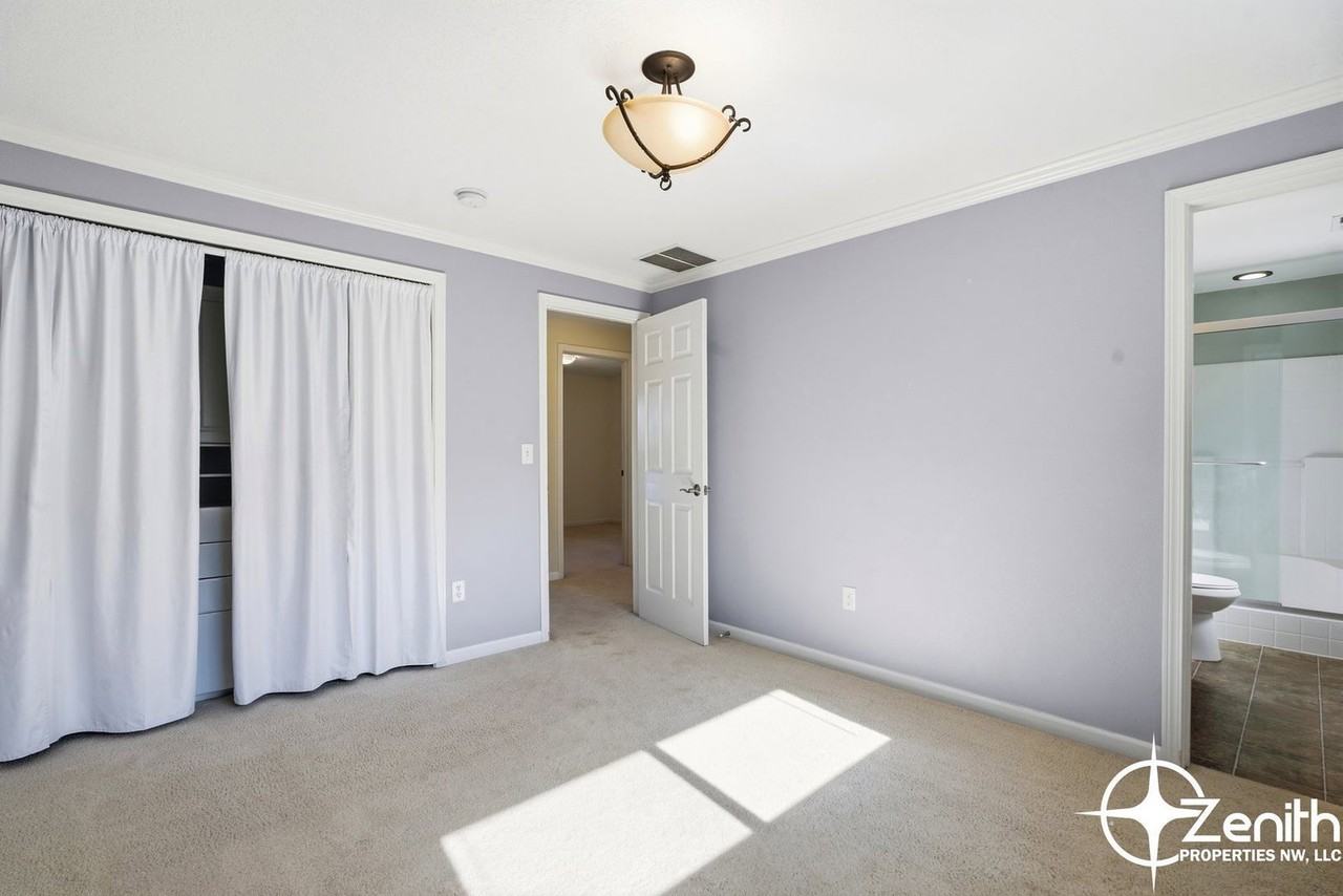 2409 Se 139th Ave - Photo 7 of 38