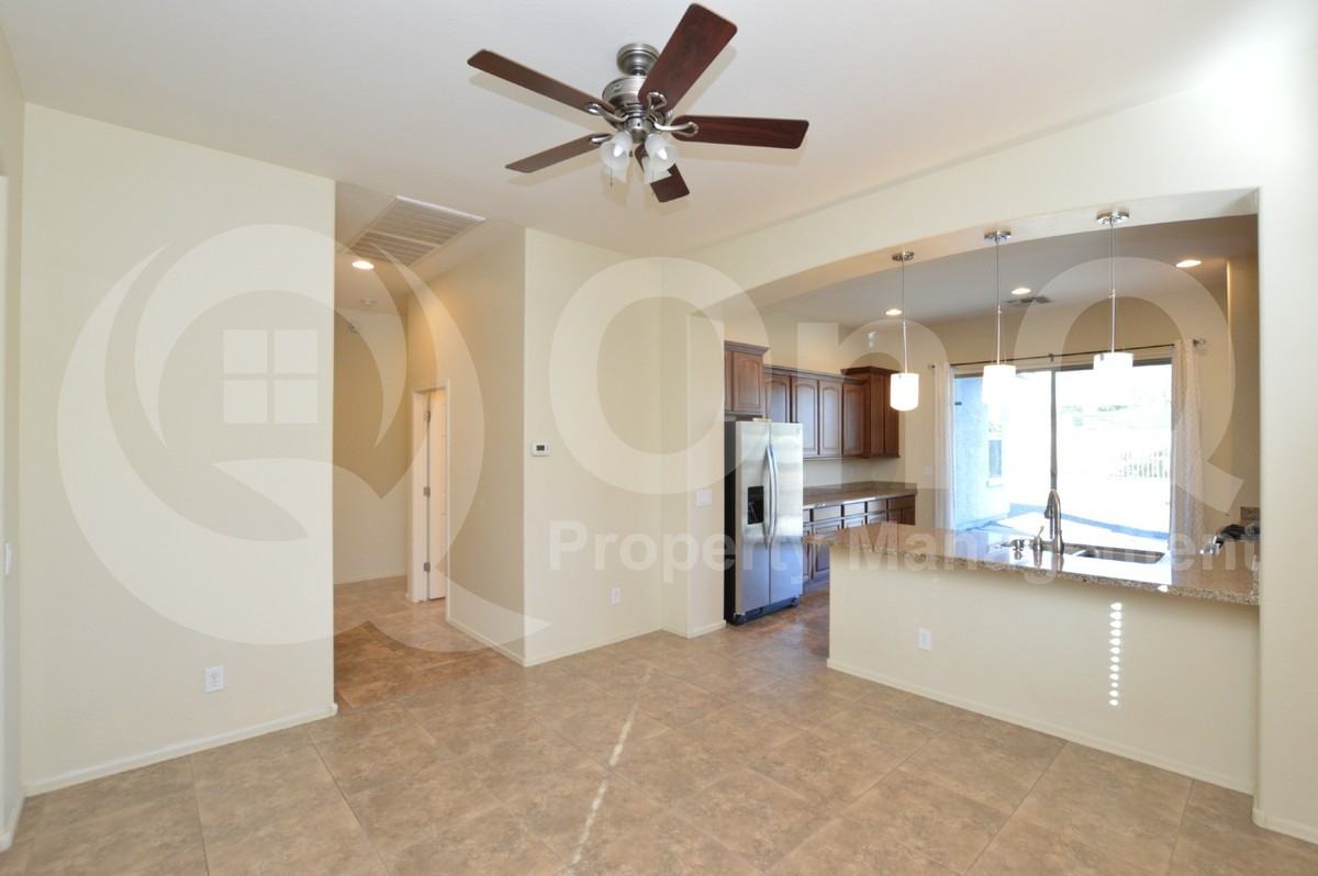 7727 S 39th Way - Photo 6 of 21