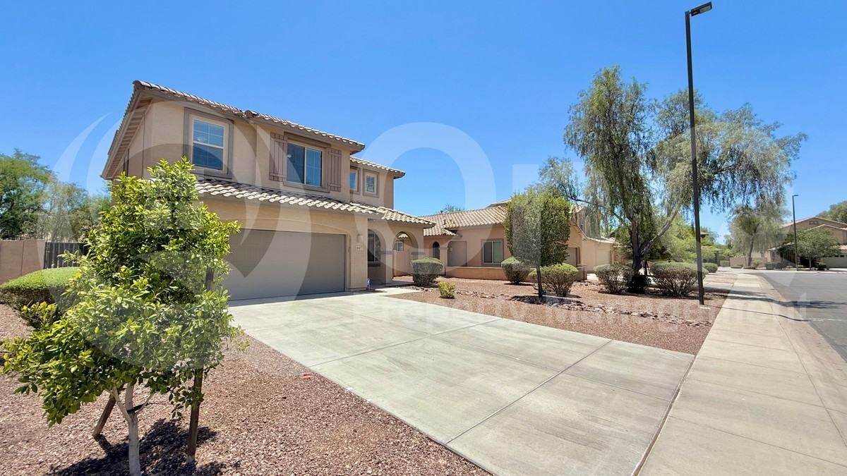4477 S Leisure Way - Photo 2 of 47