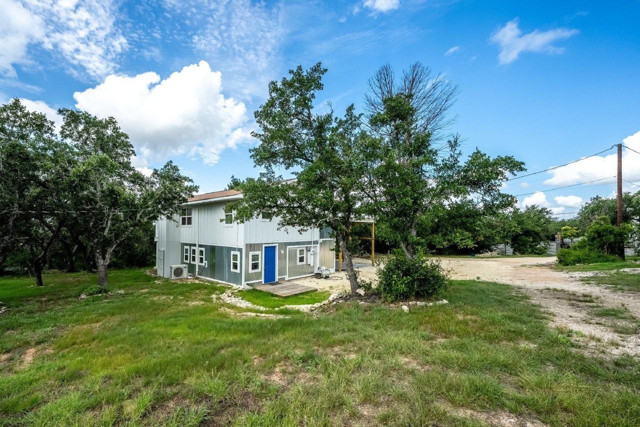 10011 Little Creek Cir - Photo 2 of 27