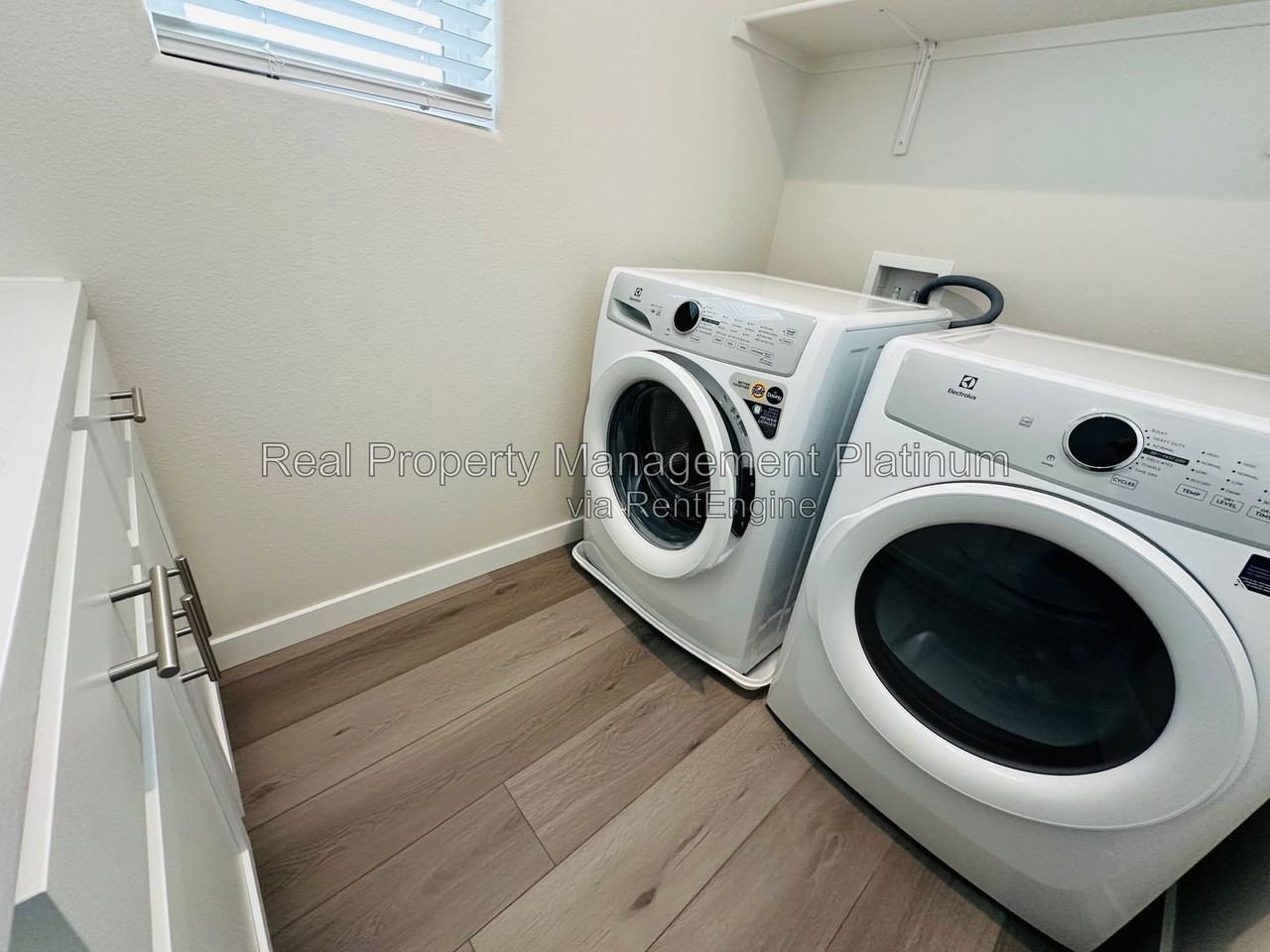 616 Ophelia Ave - Photo 6 of 50