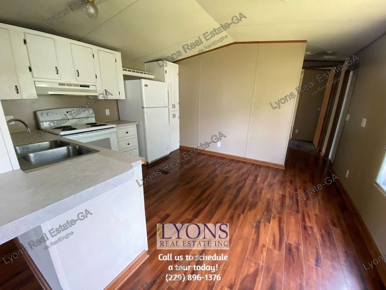 1913 Windsor Ave - Photo 4 of 13
