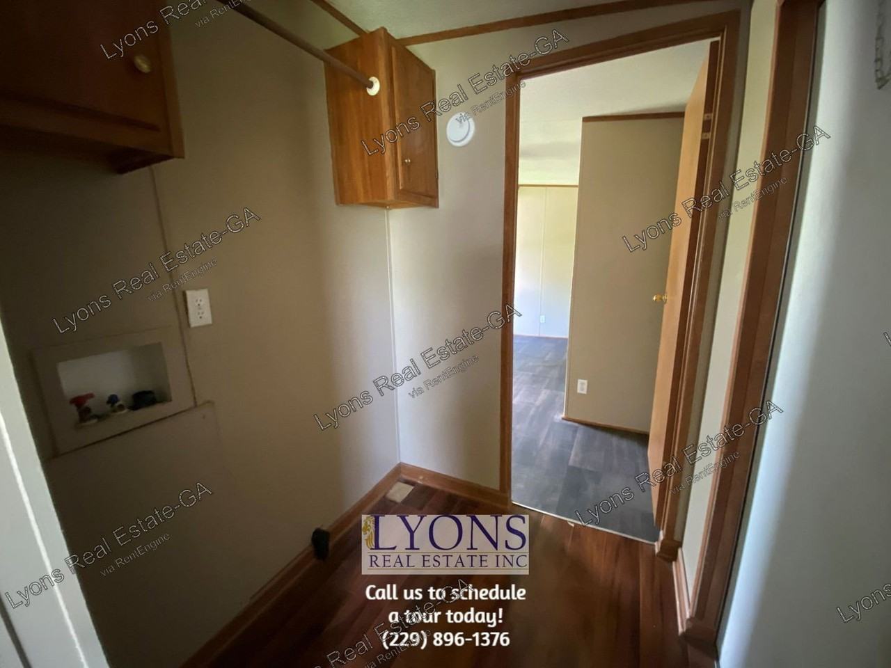 1913 Windsor Ave - Photo 6 of 13