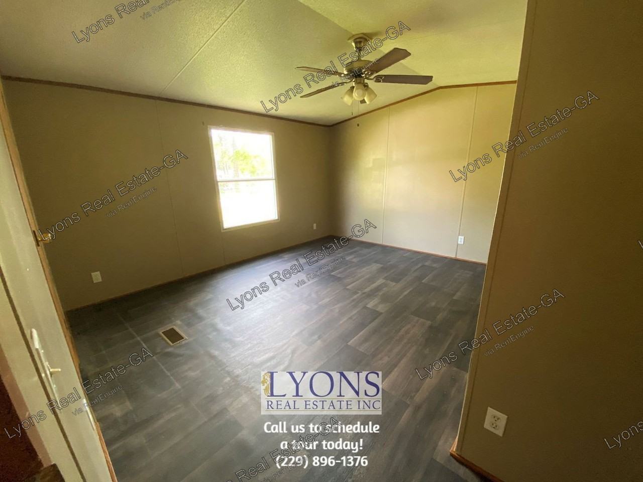 1913 Windsor Ave - Photo 7 of 13