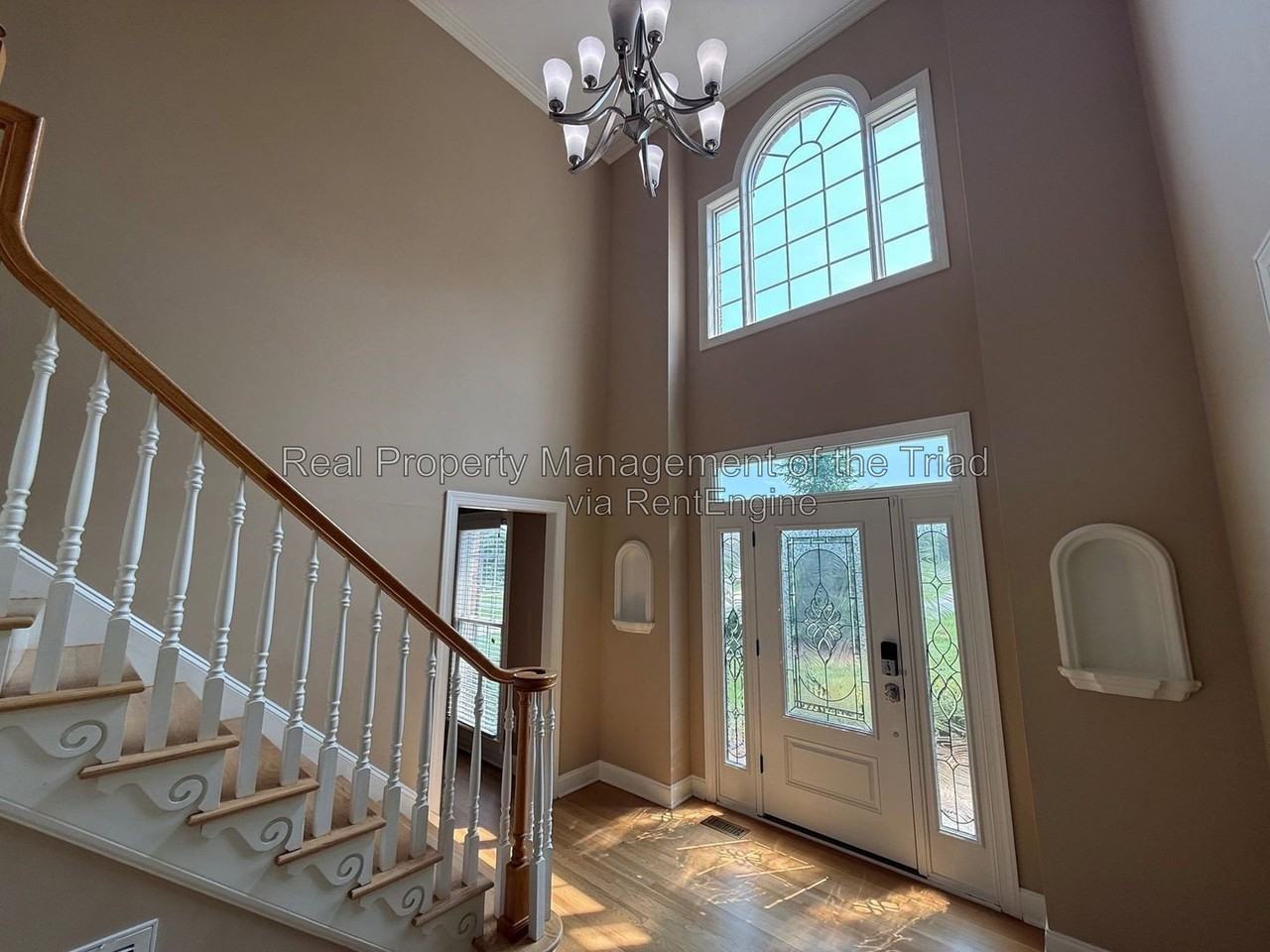 1016 Longhorn Ct - Photo 5 of 30