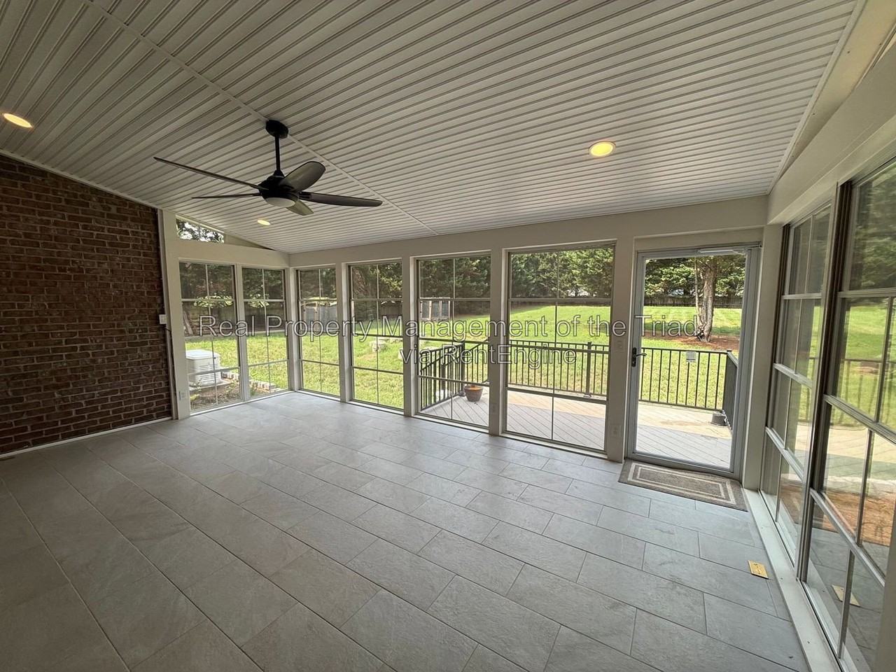 1016 Longhorn Ct - Photo 7 of 30