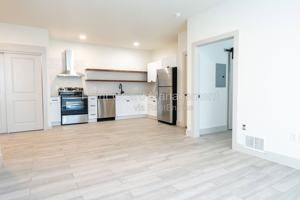 featured image of 1230 N Greenwich Rd #2201