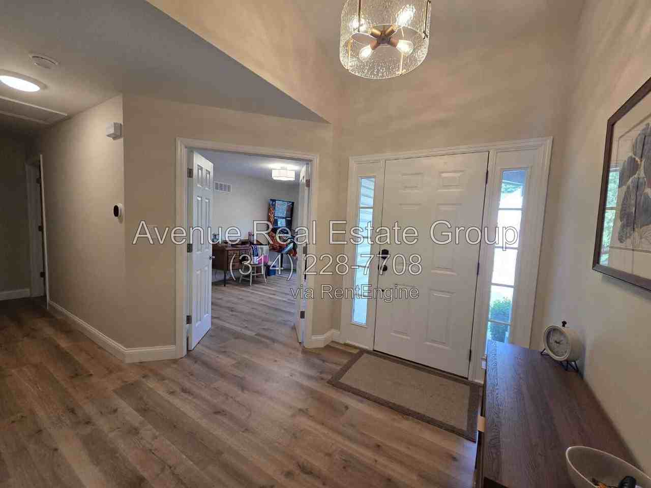 956 Briar Green Ct - Photo 6 of 28