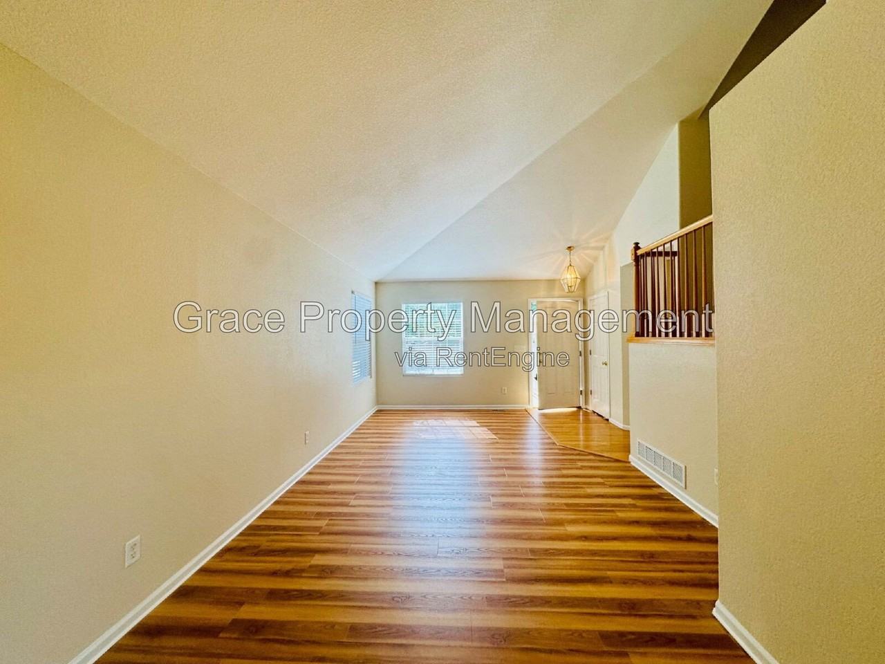 14337 Austin Ct - Photo 3 of 28