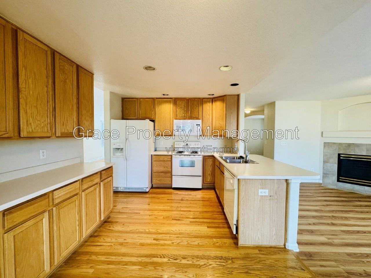 14337 Austin Ct - Photo 4 of 28