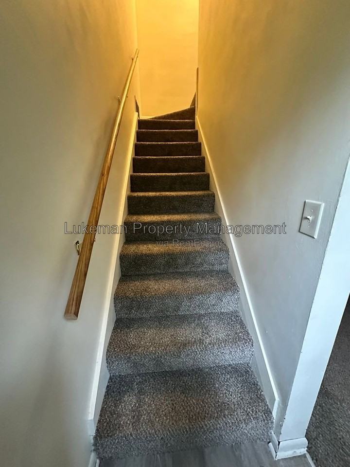 518 N Clarendon St #516 - Photo 7 of 13