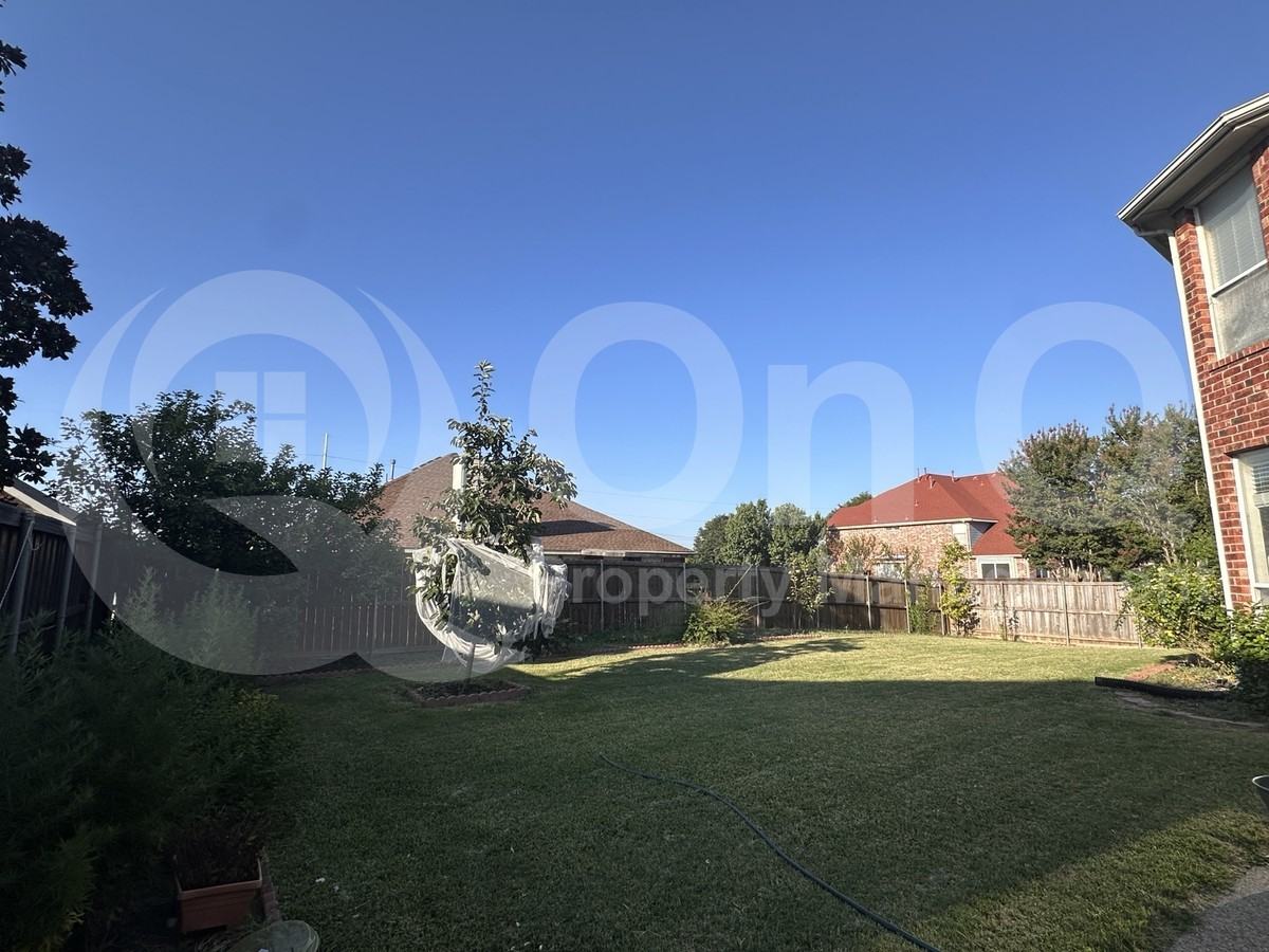 5624 Seneca Dr - Photo 3 of 3