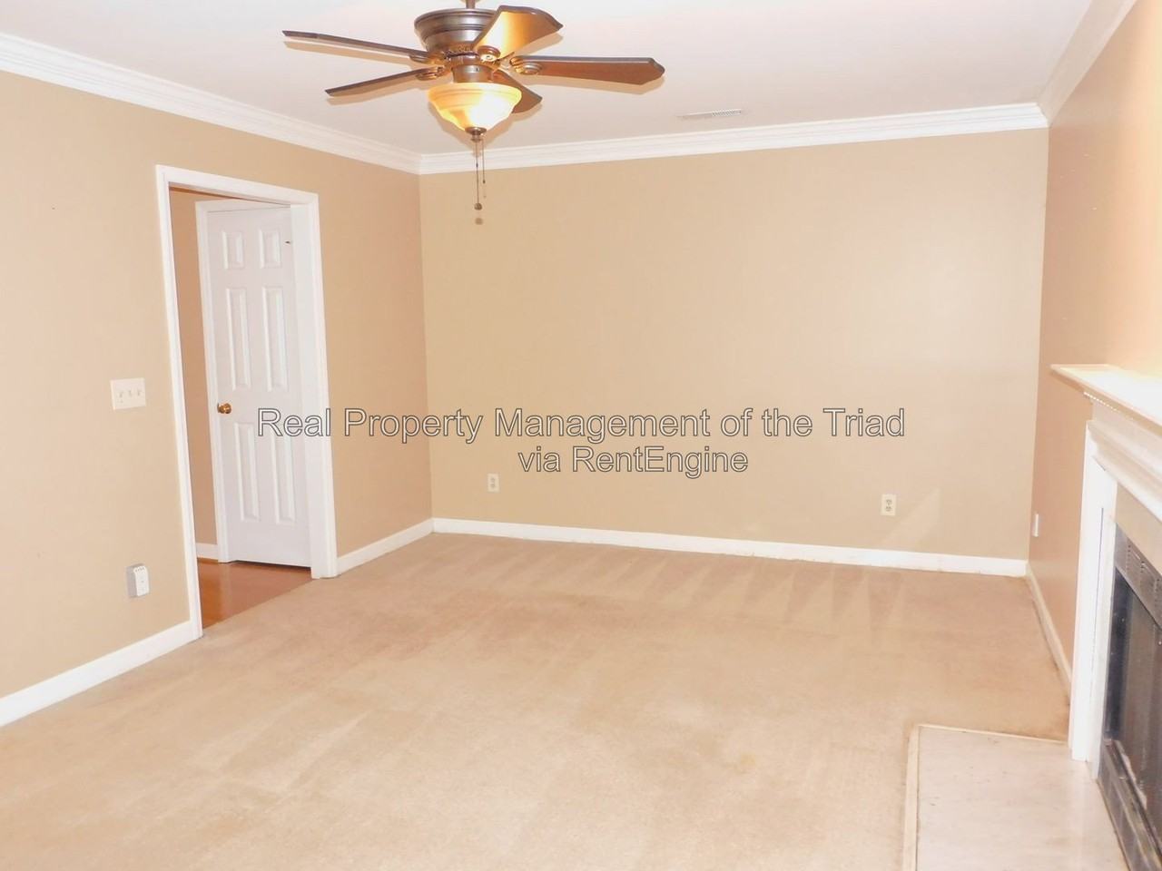 12 Cedar Knoll Dr - Photo 3 of 19