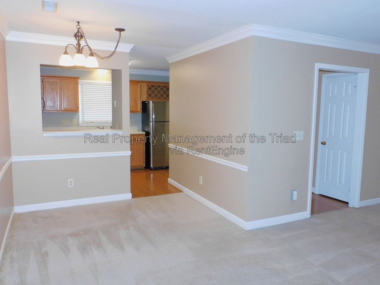 12 Cedar Knoll Dr - Photo 6 of 19
