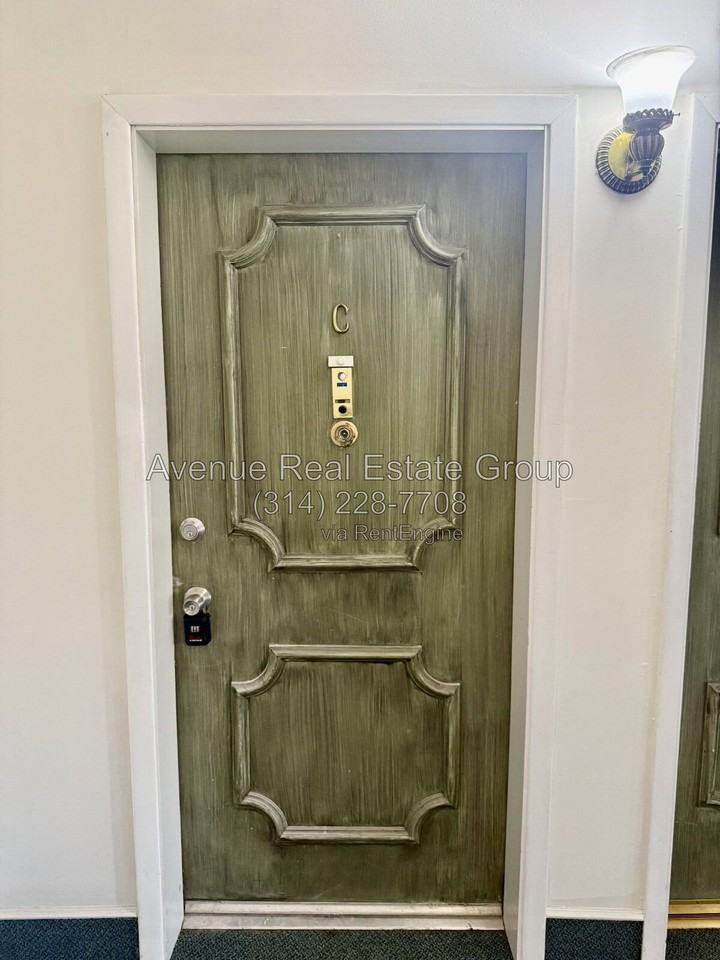 1674 Blue Ridge Dr #C - Photo 2 of 12