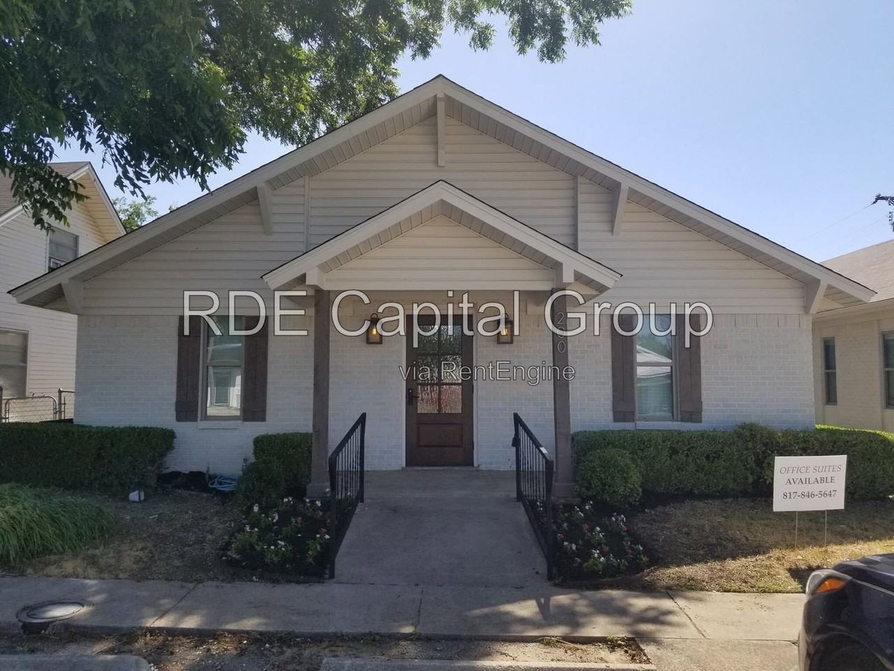 200 S Main St #F