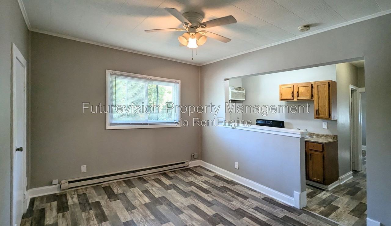 832 Richards St #2E - Photo 3 of 5