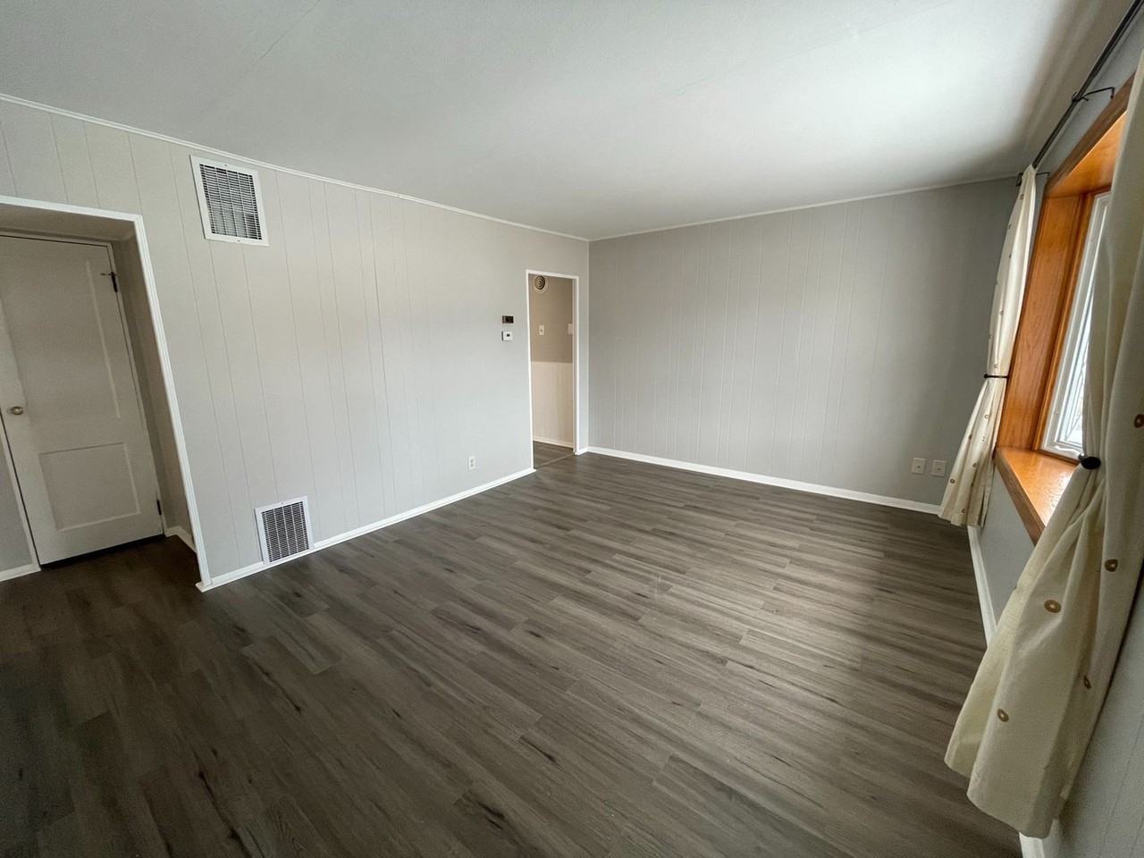 3449 S Kansas Ave - Photo 7 of 21