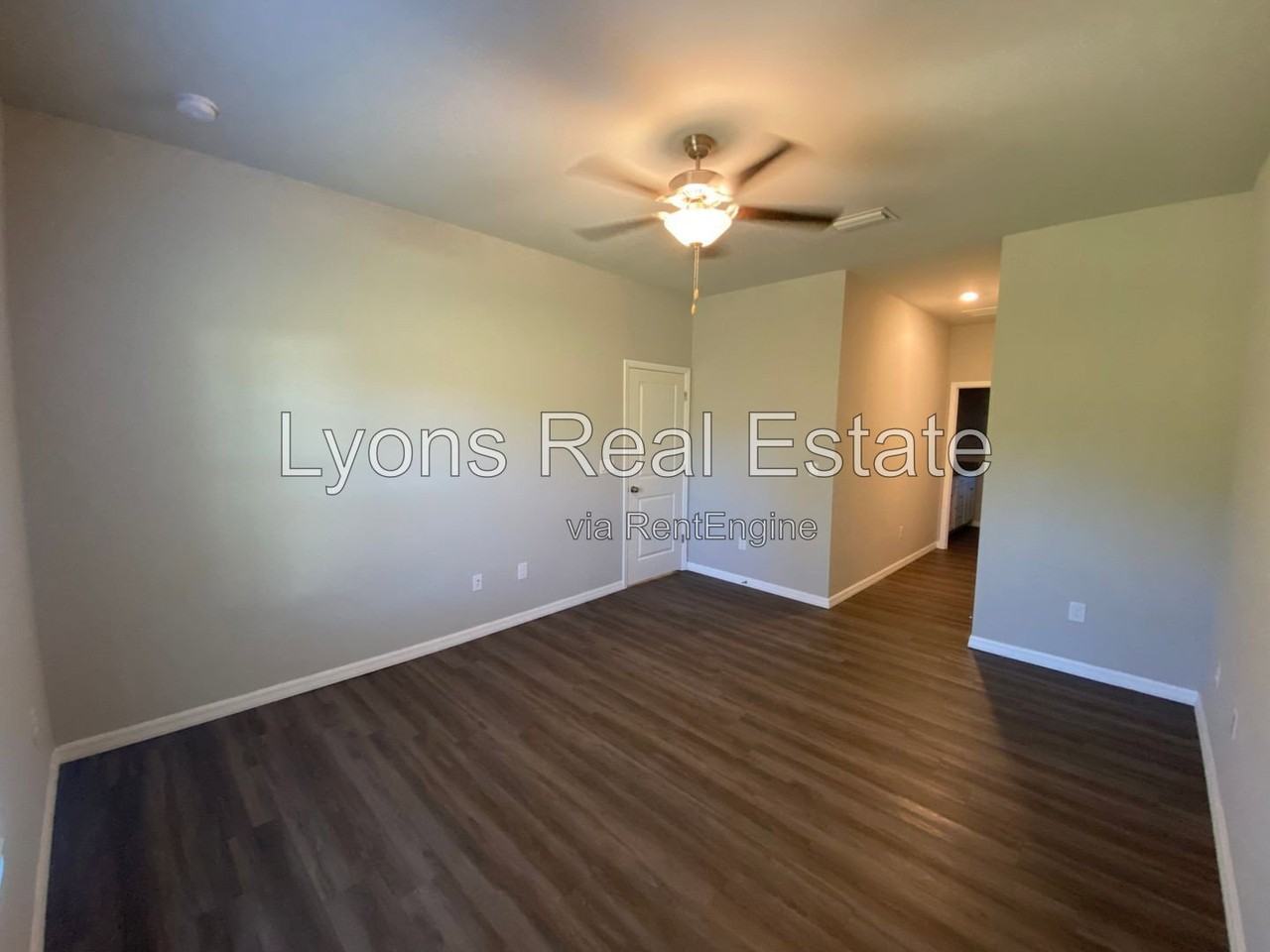 5625 Abelman Rd - Photo 6 of 41