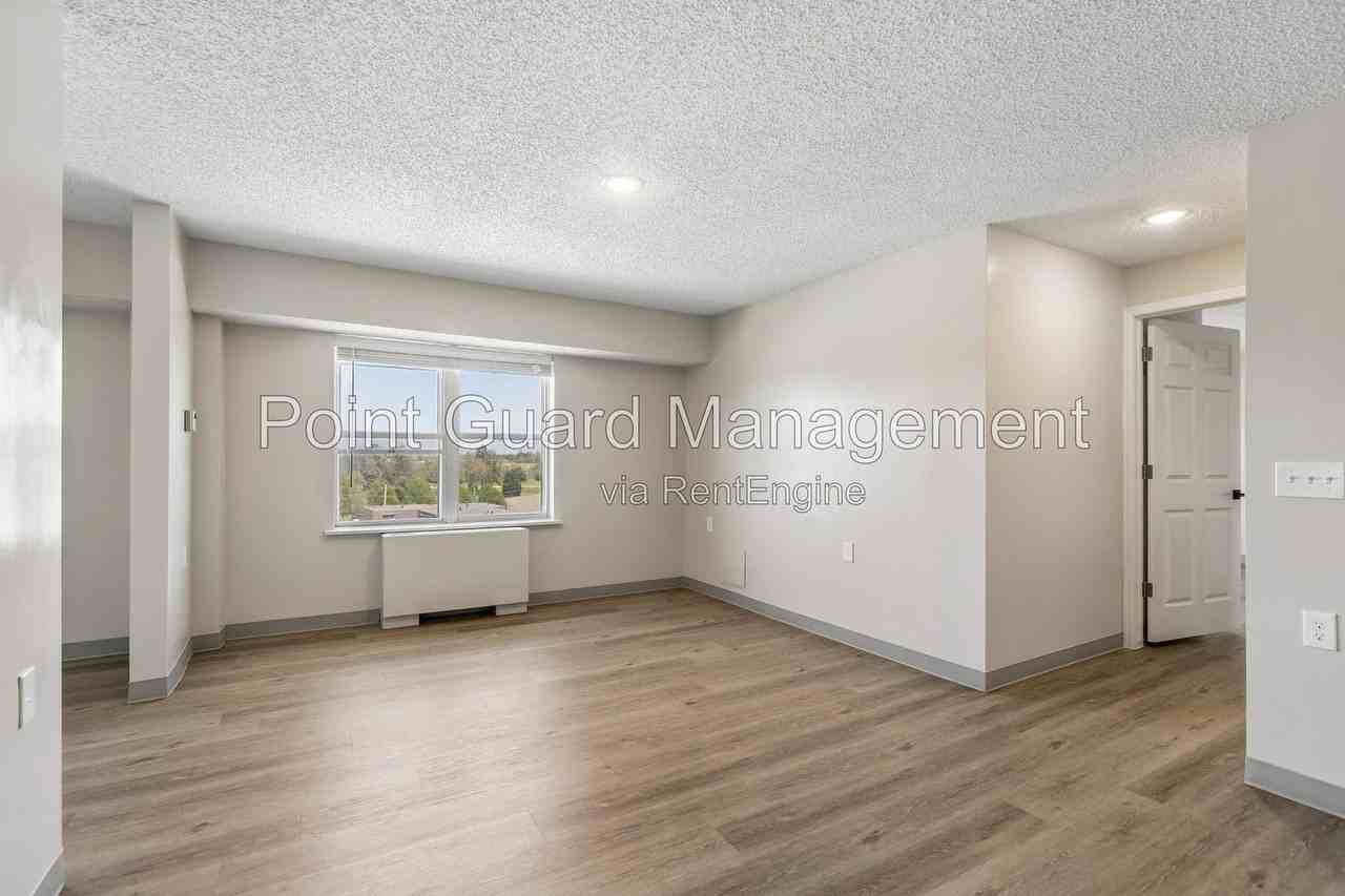 7300 Graceland Dr #335