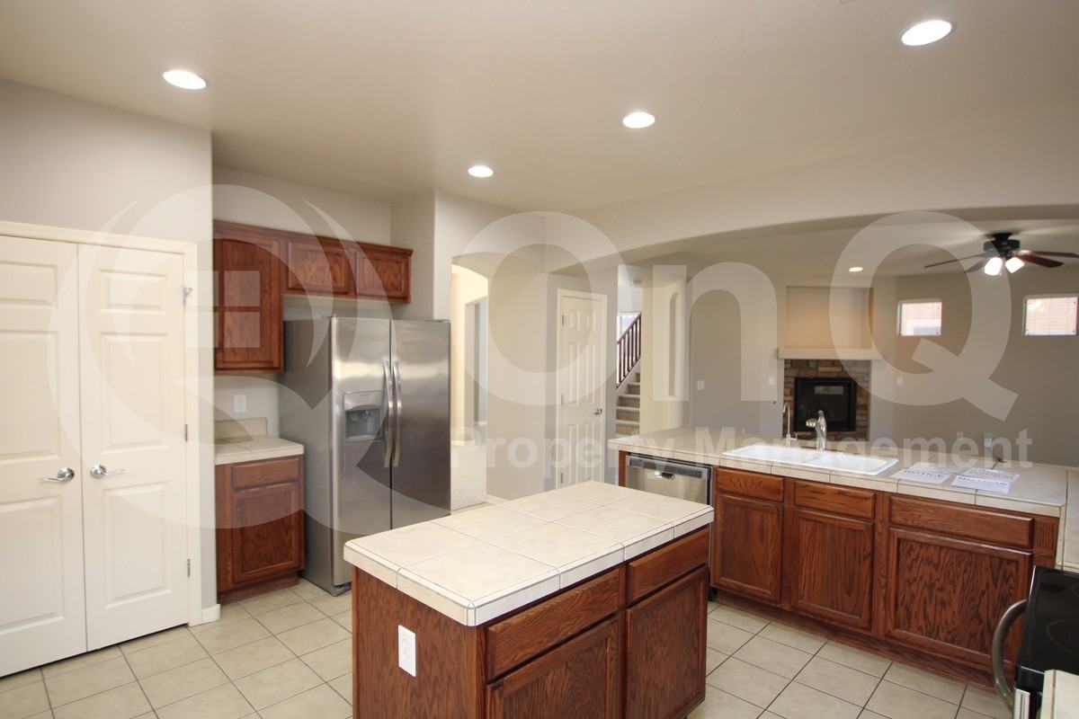 1820 W Macaw Dr - Photo 3 of 25