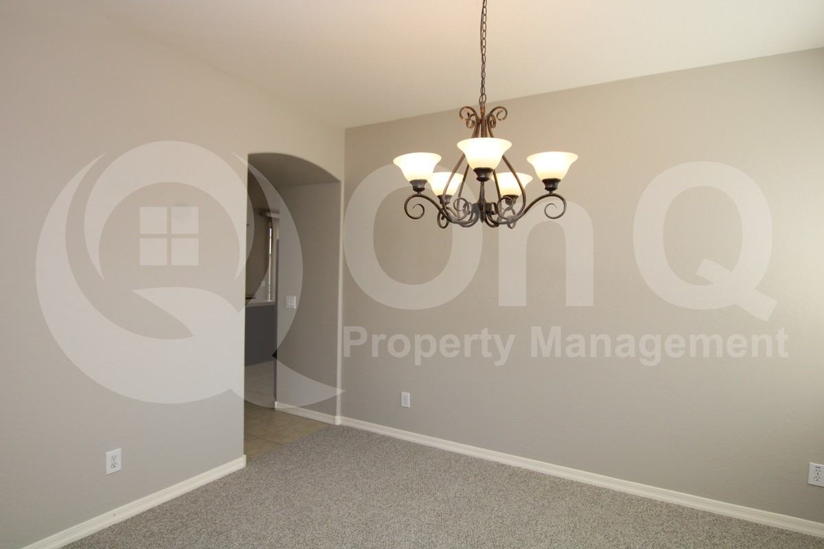 1820 W Macaw Dr - Photo 7 of 25