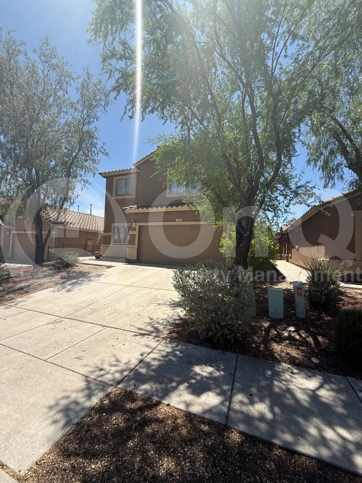 13224 E Coyote Well Dr - Photo 4 of 50