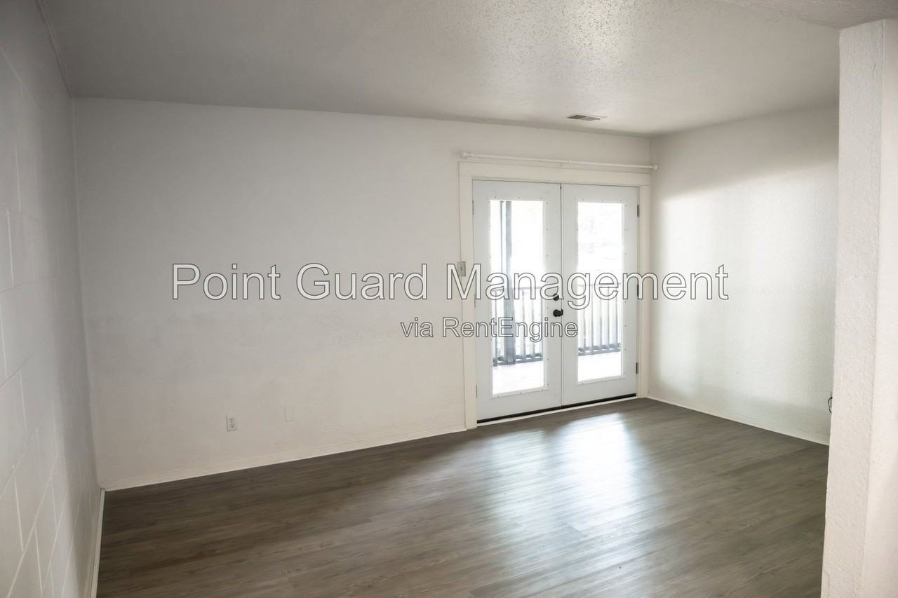 1408 Cambridge Pl - Photo 3 of 14