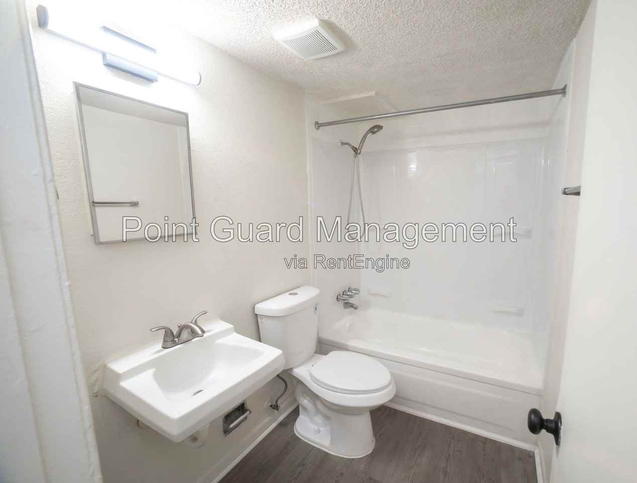 1408 Cambridge Pl - Photo 6 of 14