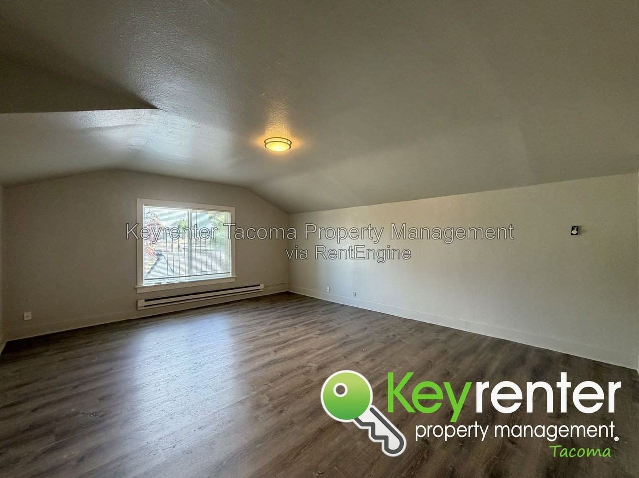 5221 S M St #4 - Photo 2 of 8