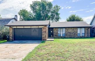909 Cherrywood Ln - Photo 1 of 1