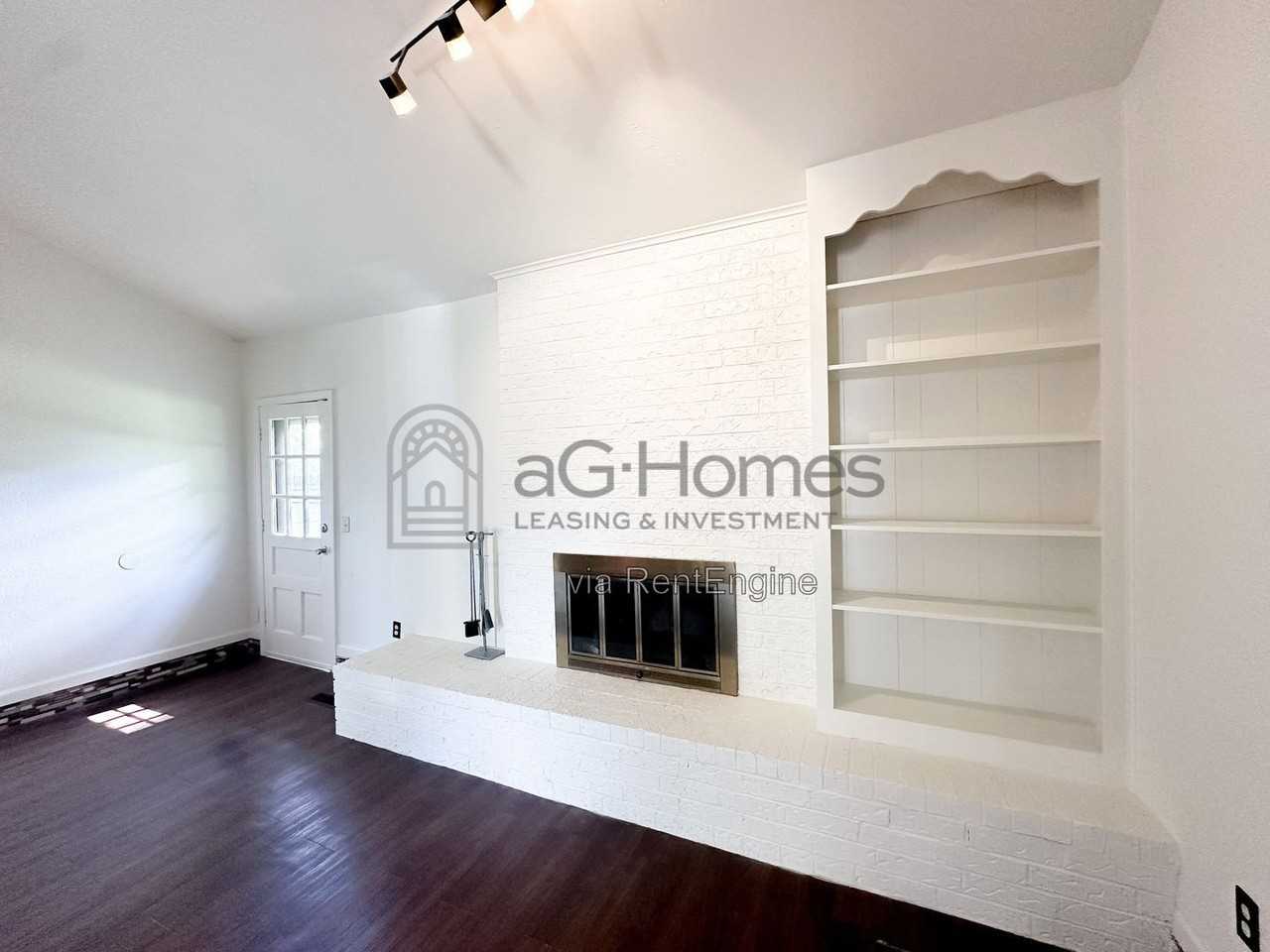 909 Cherrywood Ln - Photo 2 of 14