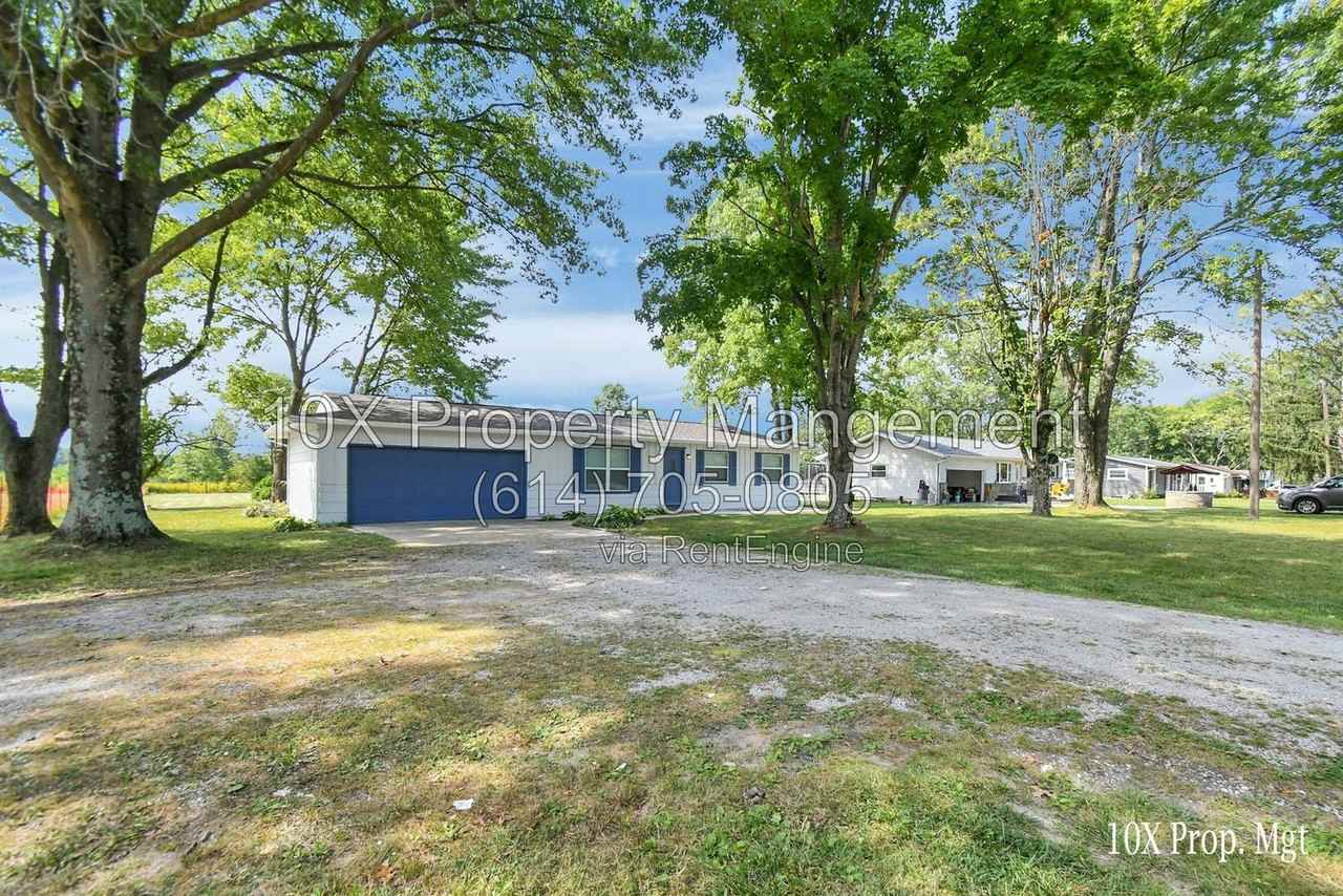 388 Shanahan Rd - Photo 3 of 49