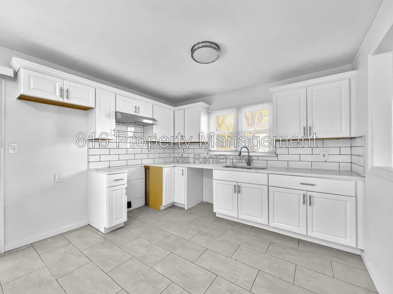 16007 E 35th St S - Photo 4 of 17