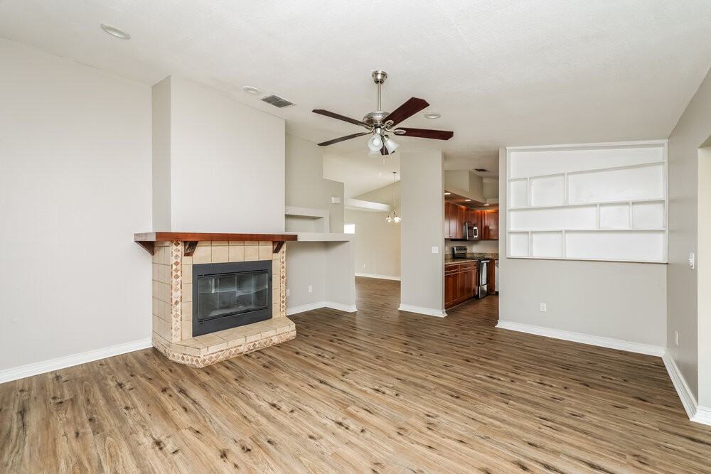 12914 Astorwood Pl - Photo 3 of 16