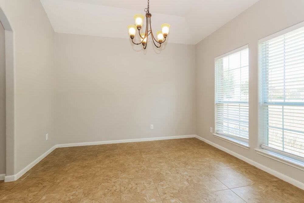 18415 Sunrise Maple Dr - Photo 4 of 16
