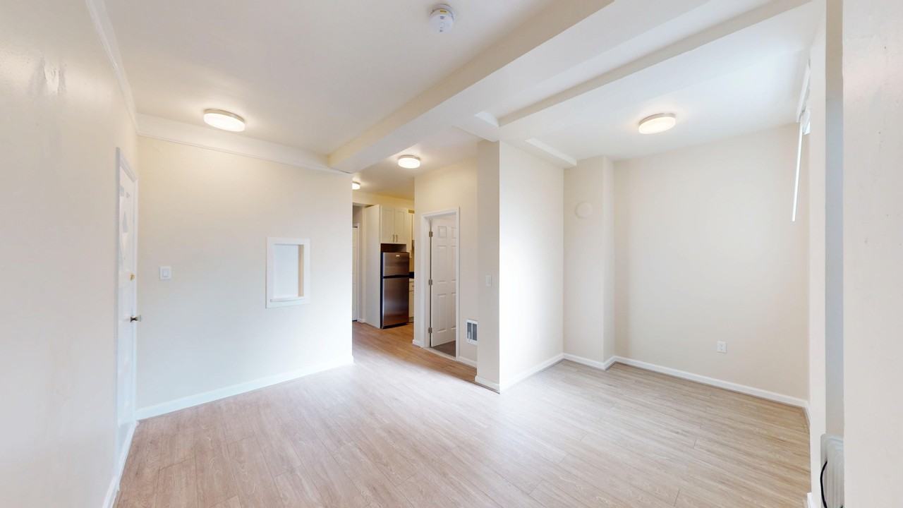 100 Broderick Street - Photo 2 of 17