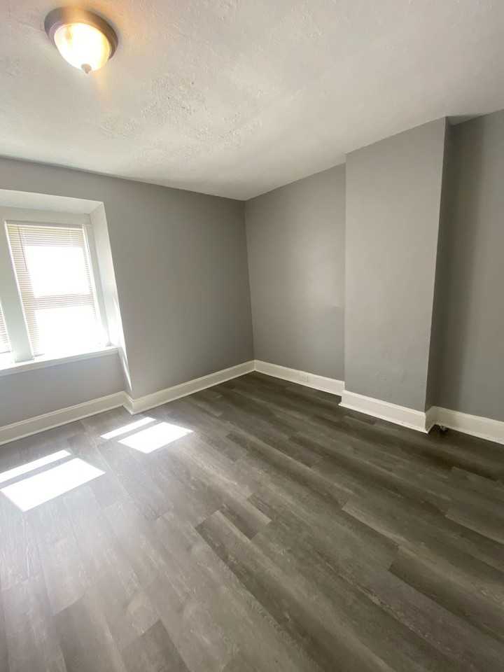 3834 Glenway Ave - Photo 7 of 16