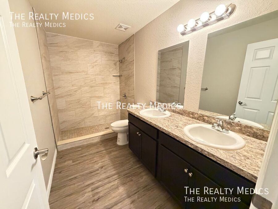 5633 Nw 2nd Pl - Photo 7 of 20
